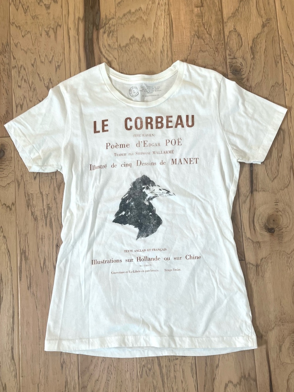 Out of Print Le Corbeau (The Ravin) White Graphic T-Shirt, size L